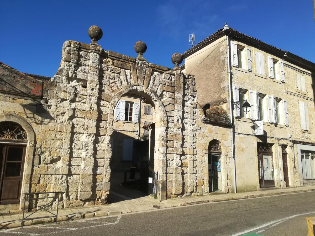 Gite De La Cathedrale - Лектур Экстерьер фото