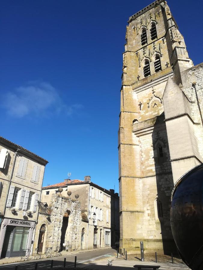 Gite De La Cathedrale - Лектур Экстерьер фото